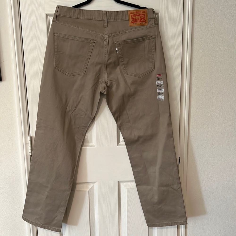 Levi men’s 541 athletic taper size 33 x 30 stretch brand new with tags